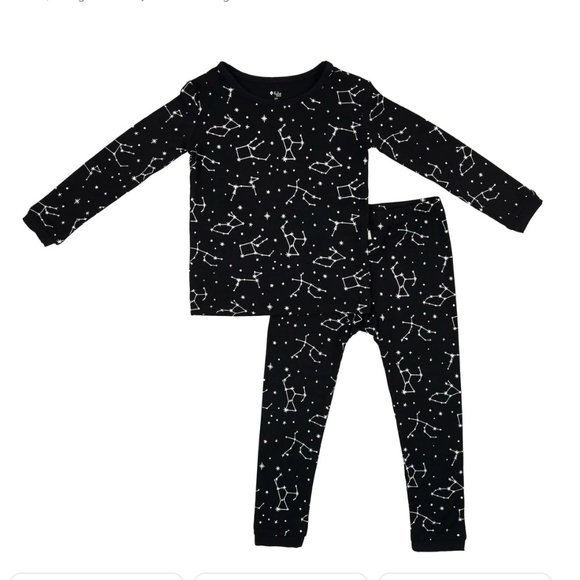 Kyte BABY Other - Kyte BABY Long Sleeve Pajamas in Midnight Constellation size 18-24m